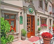 Uyan Hotel